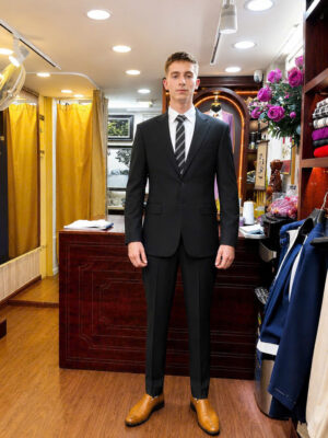 Classic Black Suit – Timeless Elegance with Modern Precision