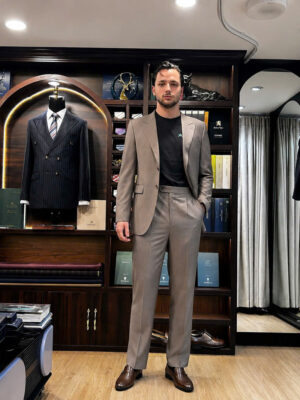 Taupe Brown Suit – Contemporary Minimalism with Refined Elegance