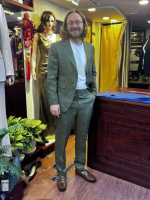 Olive Green Suit - A modern, relaxed style