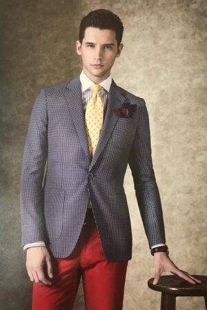 Micro Check Blazer – Classic Tailoring with Bold Contemporary Style